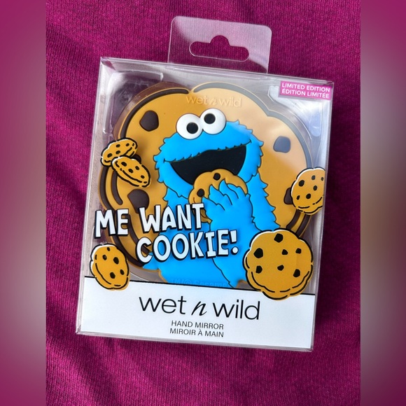 Viral! Sesame Street Wet n Wild Bundle- Brand New - Picture 2 of 5